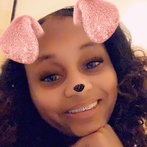 Meet your Posher, Candice